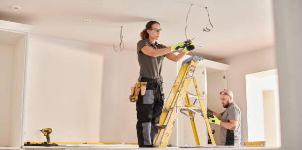 Best Electrical Contractors for Businesses  in Manhasset Hills, NY